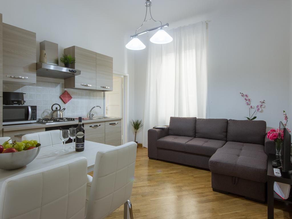 Stylisch Canacci 2 Bedroom Apartment Florence Extérieur photo