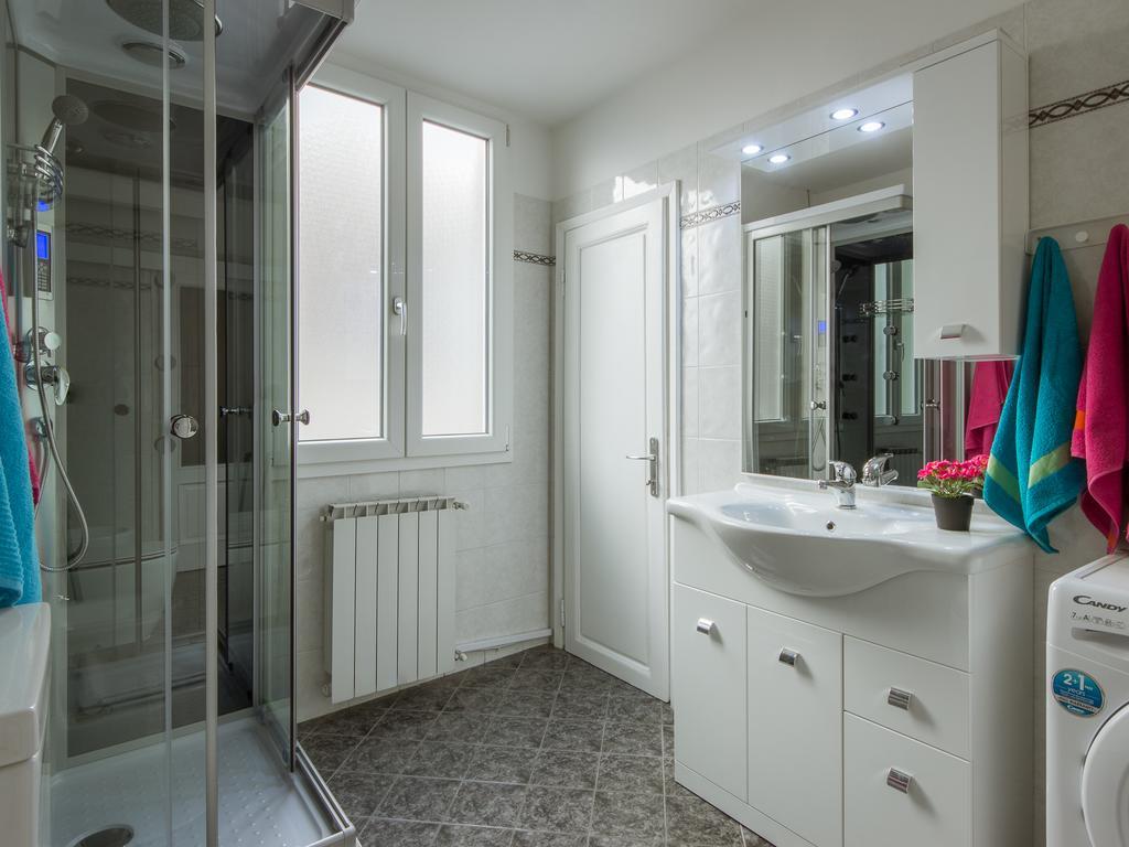 Stylisch Canacci 2 Bedroom Apartment Florence Extérieur photo